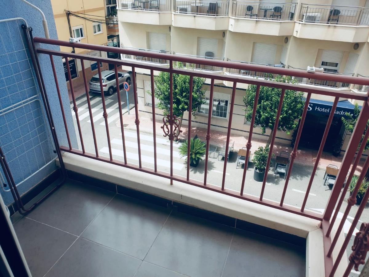 And New Furnished In Centre Apartment *