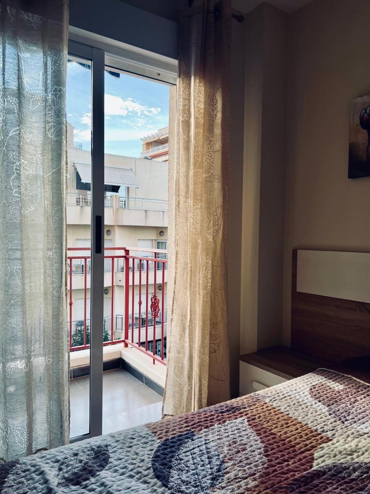 And New Furnished In Centre Apartment