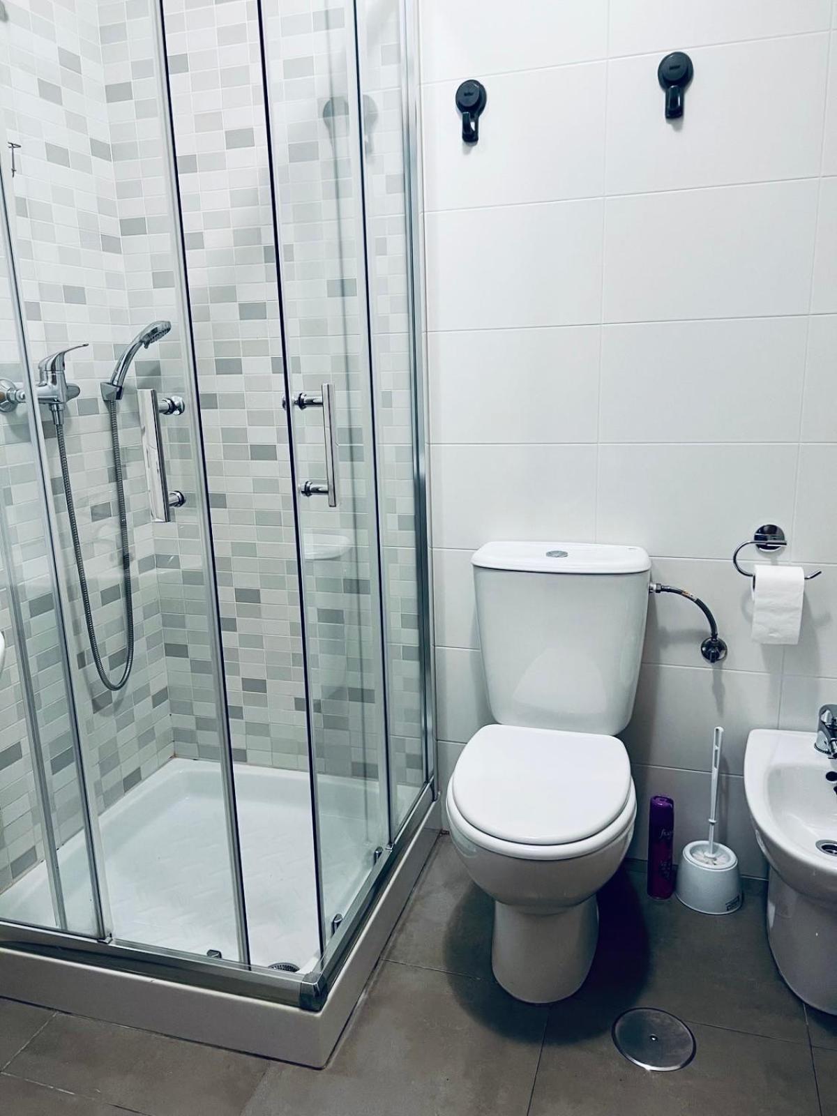 Apartament And New Furnished In Centre *